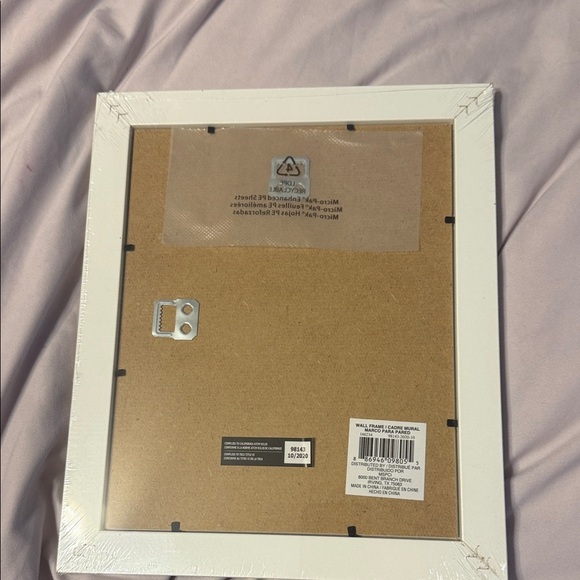 NEW Lifestyles Studio Decor Classic White Frame 8x10 matted to 5x7 NEW SEALED - Picture 2 of 4